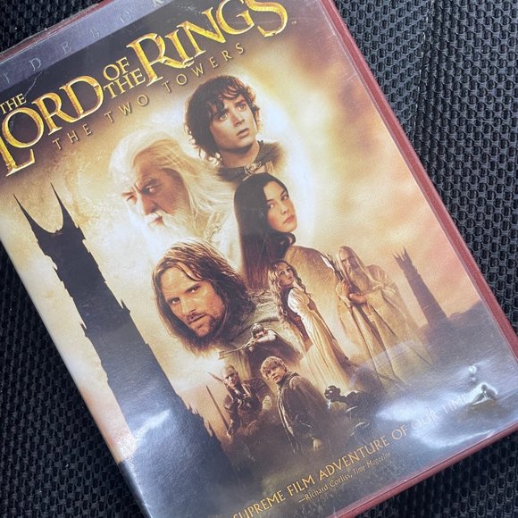 Lord of the Rings Trilogy DVD Set - Picture 7 of 9